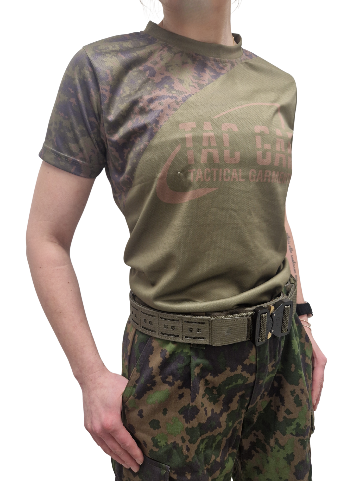 Tac Gar FIN 05 T-paita / NAISTEN
