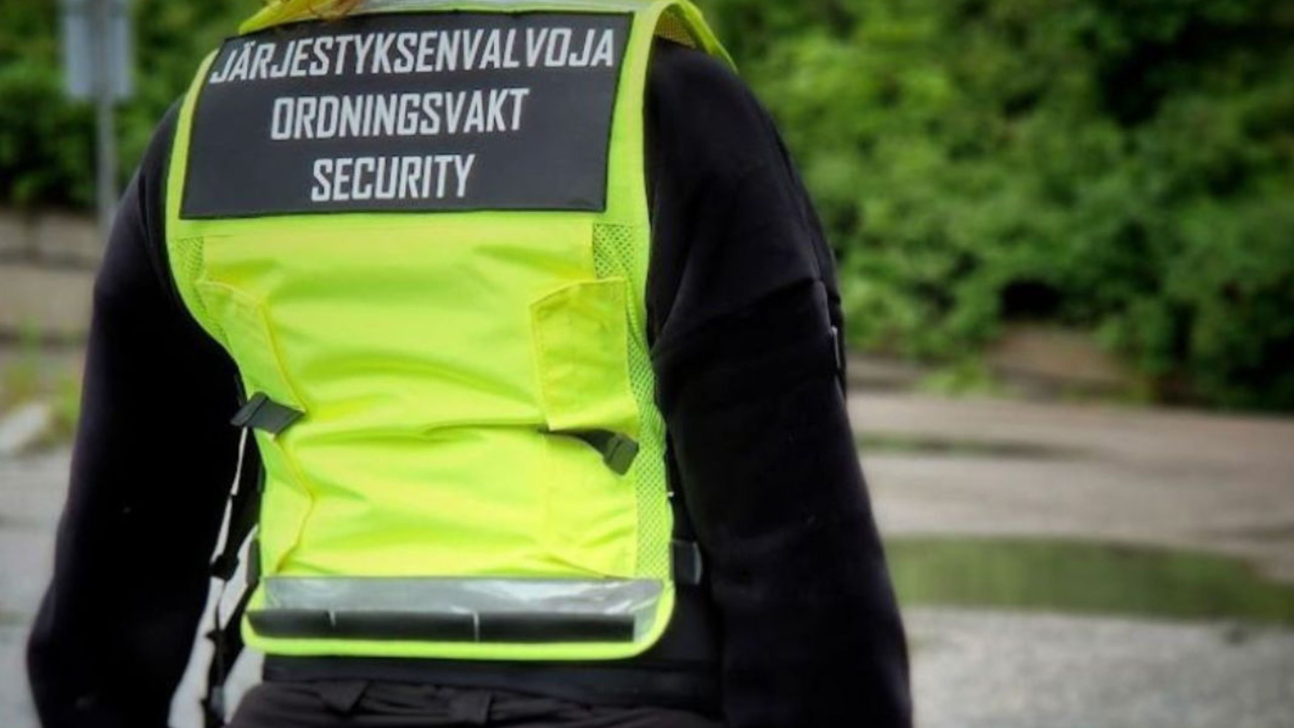 Millainen on hyvä varusteliivi turvallisuusalalle?