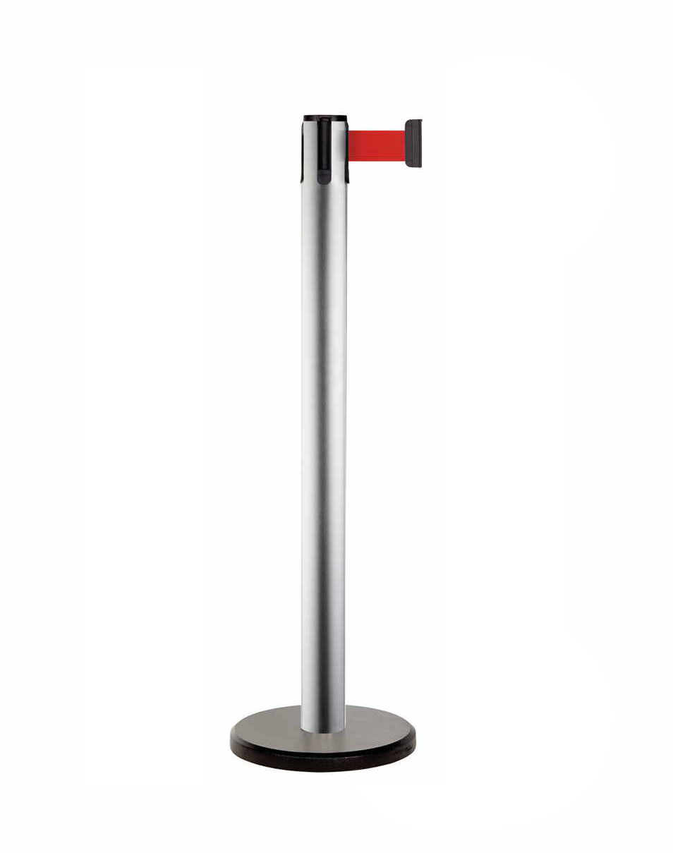 Total Maahantuonti Rajaustolppa Total Chrome 2,3 metrin punaisella nauhalla