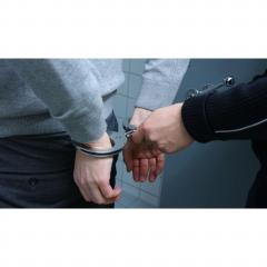 Osta Saranakäsiraudat vai ketjukäsiraudat? Total Shopista